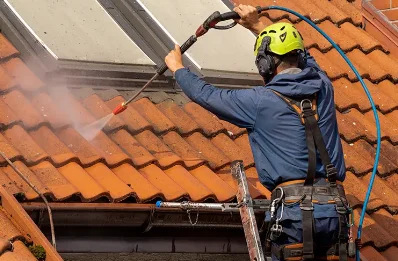 Démoussage et hydrofuge de toiture à Étréjust